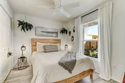 Coastal Cabana - Heated Pool - Walk to Beach