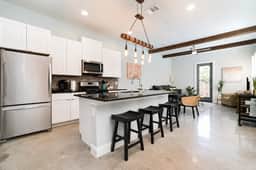 Casa Dolce Vita by the Alamodome - Image 2