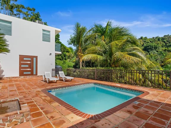 Romantic Luquillo with Pool Near the Beach - Image 1