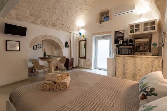 La Casa di Laura - White City Hideaway