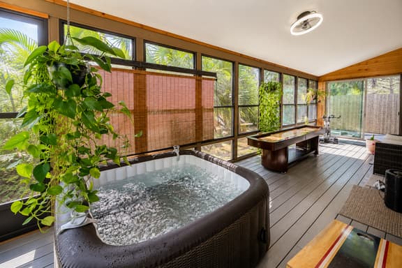 Waterfront Zen-Dock, Paddleboards, Jacuzzi & Games - Image 1